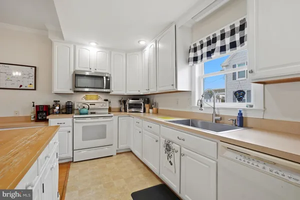 $525,000 | 5514 Feagaville Lane, Frederick, MD 21703