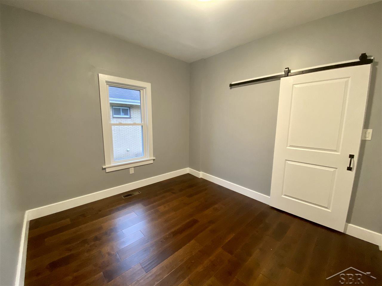 2115 7th Street Bay City, MI 48708 - Photo 12 of 17 50027260-11.JPG