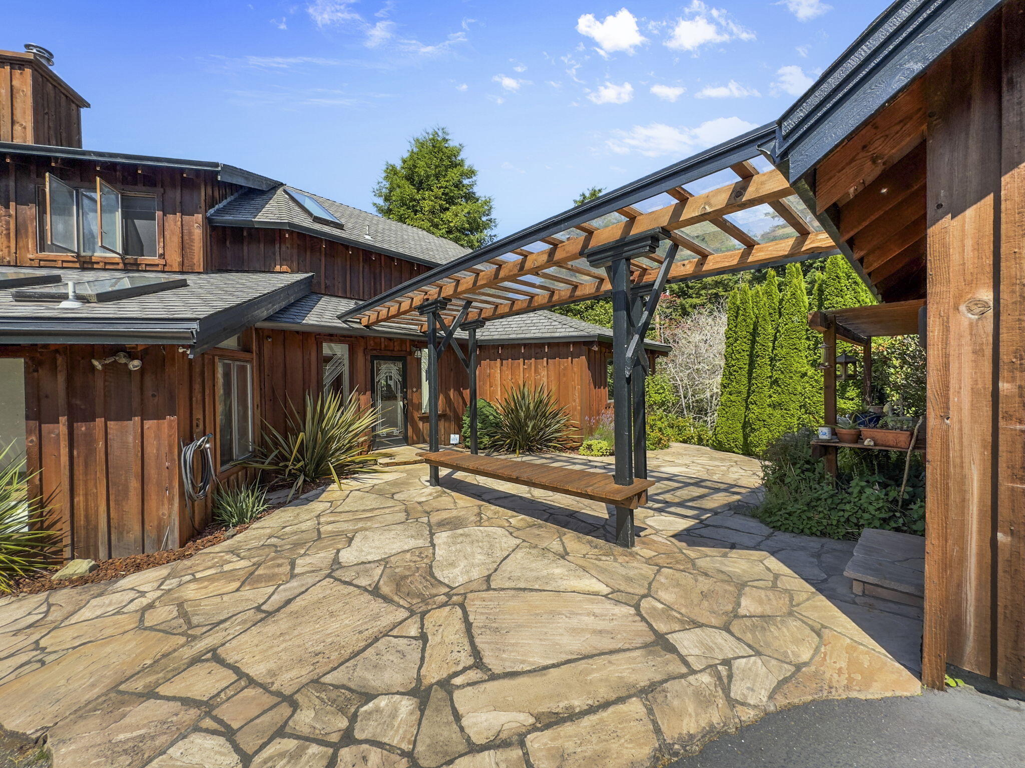 720 Tanglewood Road Eureka, CA 95503 - Photo 3 of 173