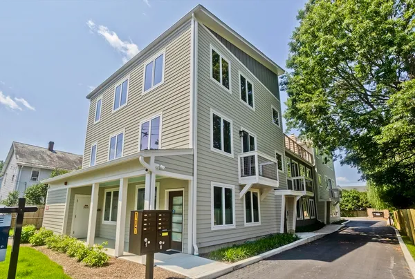 $450,000 | 2 B Williams Street, Unit 2B, Northampton, MA 01060