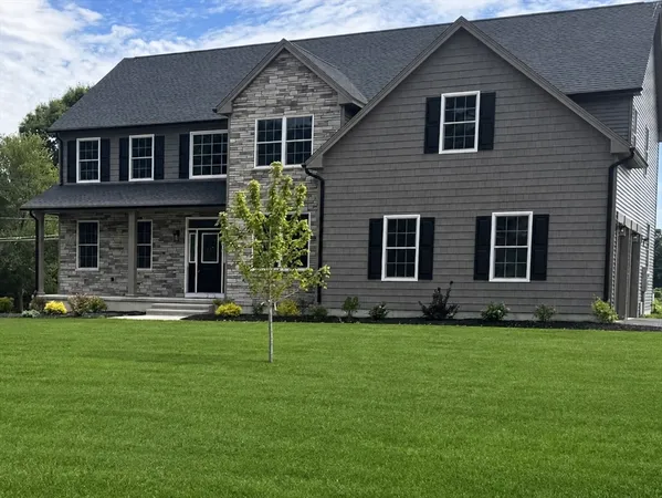 $999,000 | 2 Scarlett Drive, East Longmeadow, MA 01028