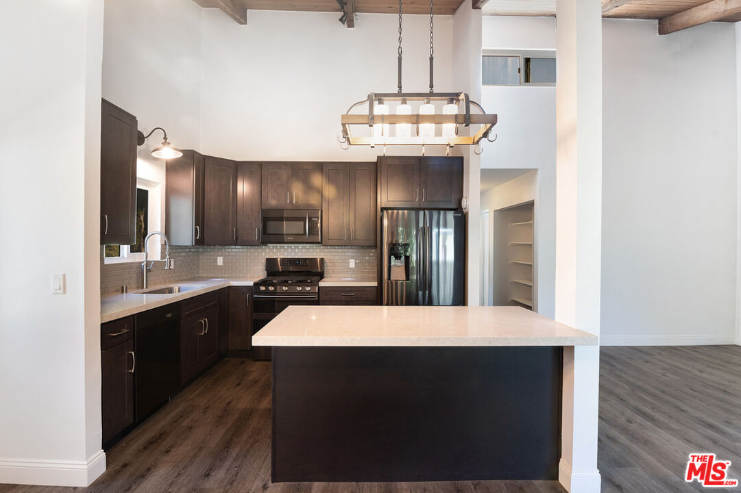 4810 Hollow Corner Road, Unit 242 Culver City, CA 90230 - Photo 15 of 45