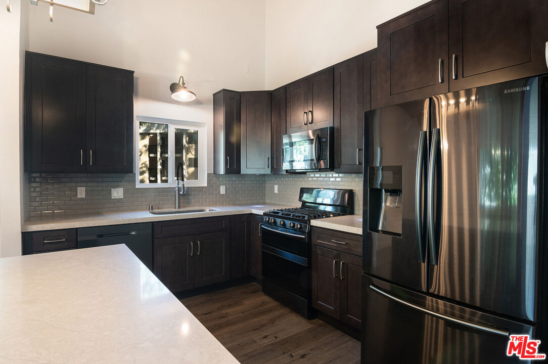 4810 Hollow Corner Road, Unit 242 Culver City, CA 90230 - Photo 17 of 45