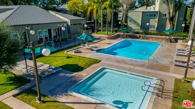 $4,250 | 4810 Hollow Corner Road, Unit 242, Culver City, CA 90230