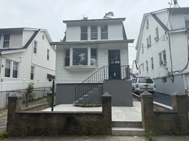 $700,000 | 4347 Grace Avenue | Wakefield