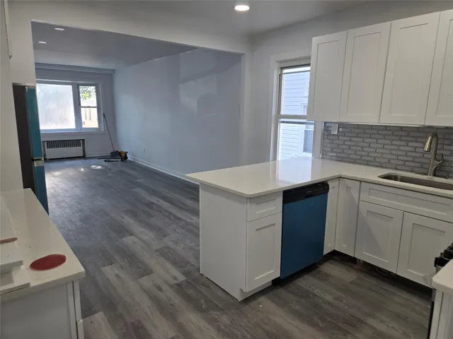 $700,000 | 4347 Grace Avenue | Wakefield