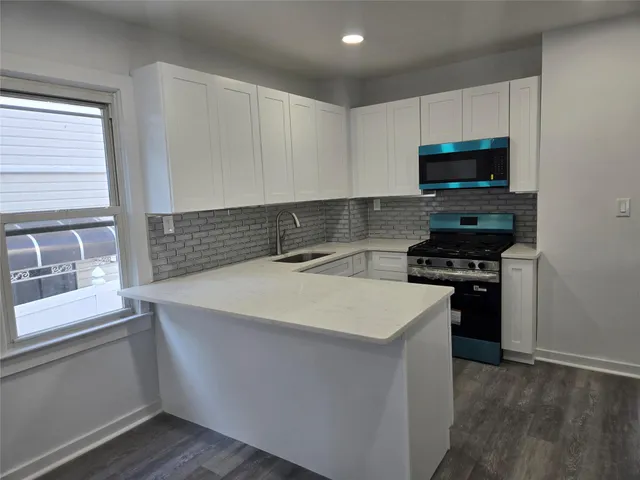 $700,000 | 4347 Grace Avenue | Wakefield