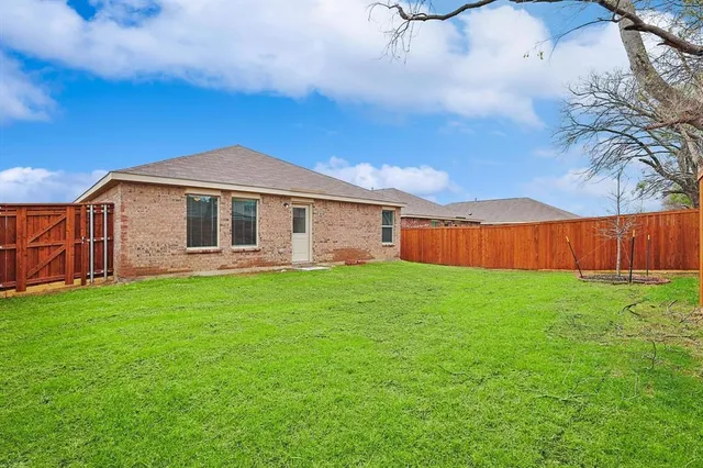 $2,125 | 1312 Clairborne Court, Little Elm, TX 75068