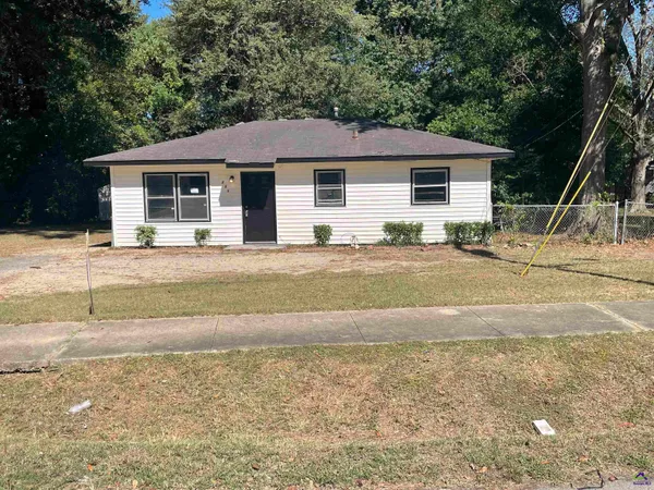 $1,125 | 805 Crestwood Terrace, Warner Robins, GA 31088