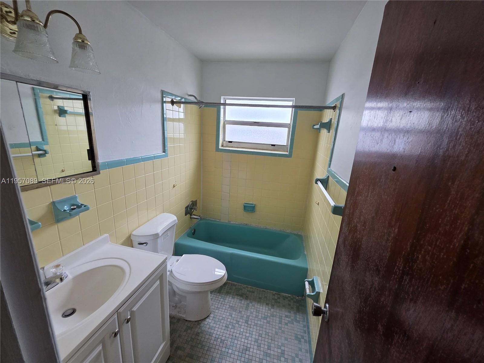 45 East 11th Street, Unit 21 Hialeah, FL 33010 - Photo 14 of 19