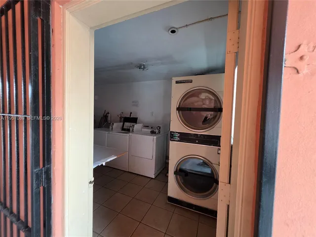 $1,800 | 45 East 11th Street, Unit 21, Hialeah, FL 33010