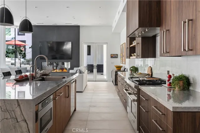 $11,700,000 | 25057 Lewis And Clark Road, Hidden Hills, CA 91302