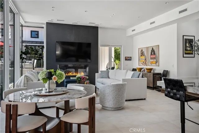 $11,700,000 | 25057 Lewis And Clark Road, Hidden Hills, CA 91302