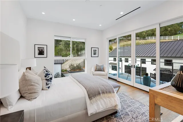 $11,700,000 | 25057 Lewis And Clark Road, Hidden Hills, CA 91302