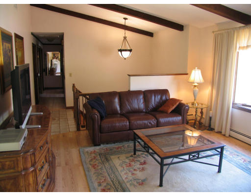 18 Deerfield Road Shrewsbury, MA 01545 - Photo 2 of 21 Gallery Image 2