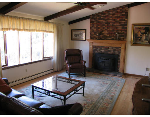 18 Deerfield Road Shrewsbury, MA 01545 - Photo 3 of 21 Gallery Image 3