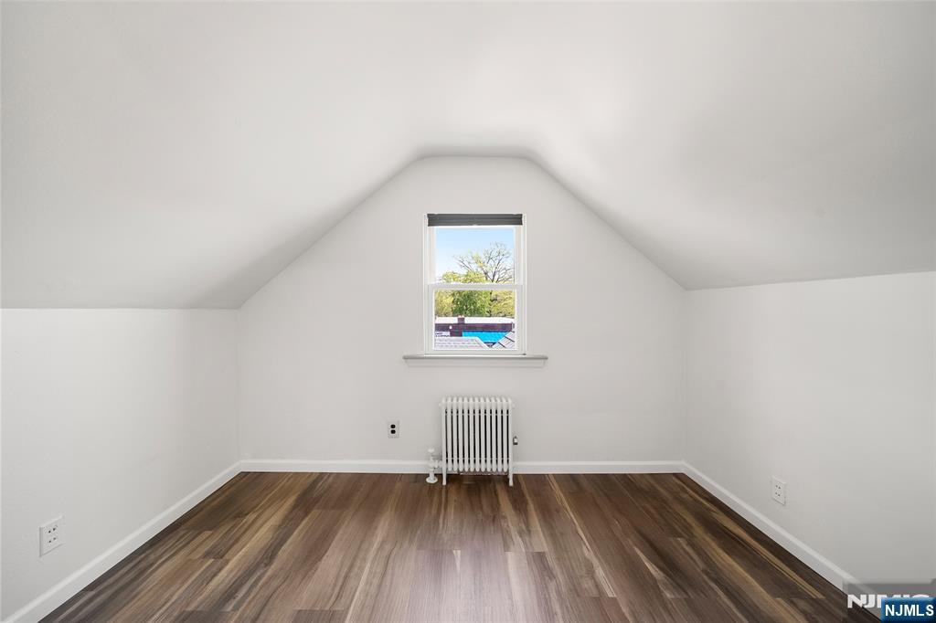 3 Wolcott Road Dumont, NJ 07628 - Photo 20 of 28