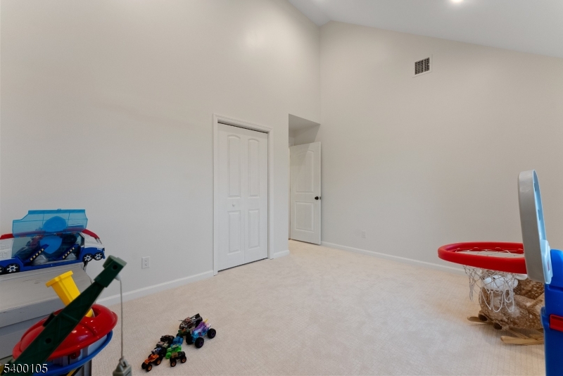 11 Furnace Road Chester, NJ 07930 - Photo 17 of 39