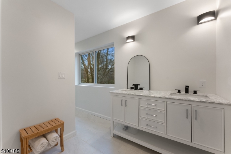 11 Furnace Road Chester, NJ 07930 - Photo 25 of 39