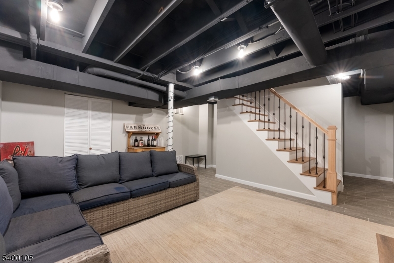 11 Furnace Road Chester, NJ 07930 - Photo 28 of 39