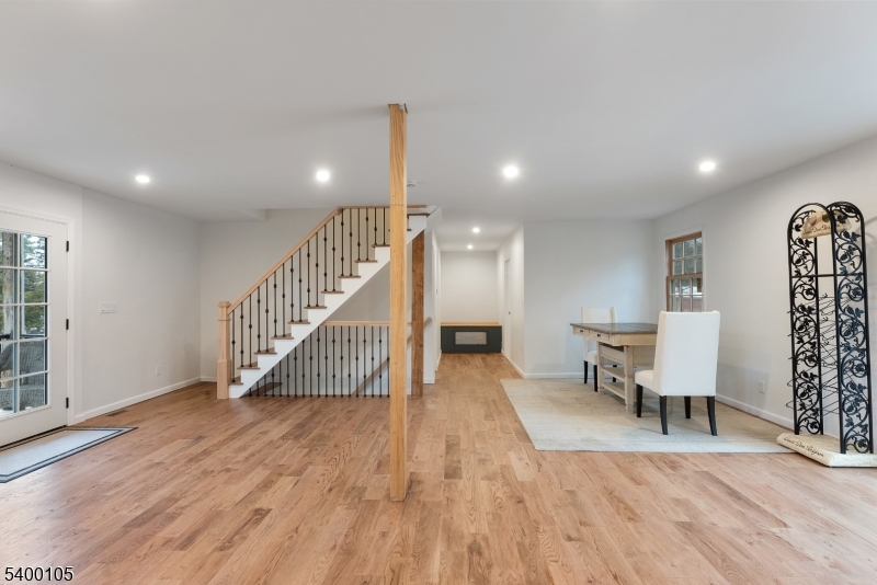 11 Furnace Road Chester, NJ 07930 - Photo 4 of 39