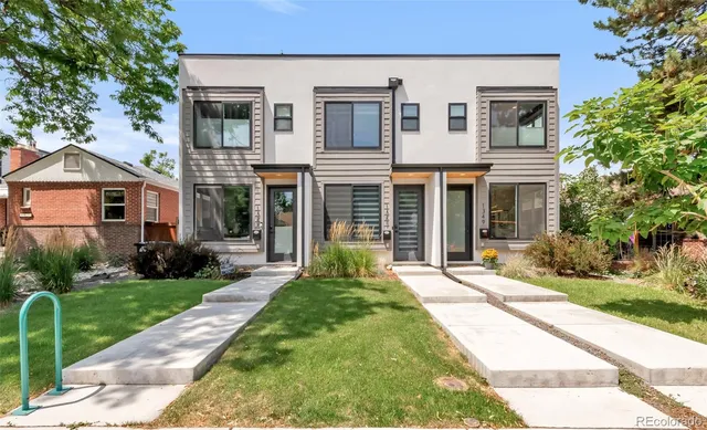 a view of outdoor space and garden