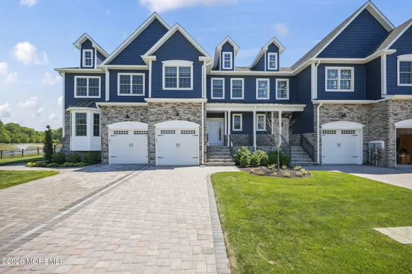 $799,999 | 3 Valentino Drive, Old Bridge, NJ 08857