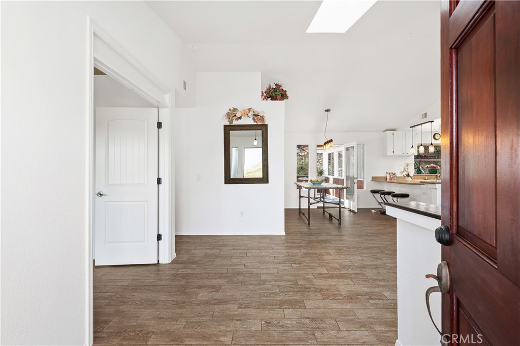 10526 Rainbrook Drive Fallbrook, CA 92028 - Photo 11 of 63