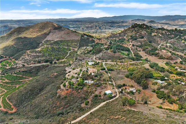 $999,990 | 10526 Rainbrook Drive, Fallbrook, CA 92028