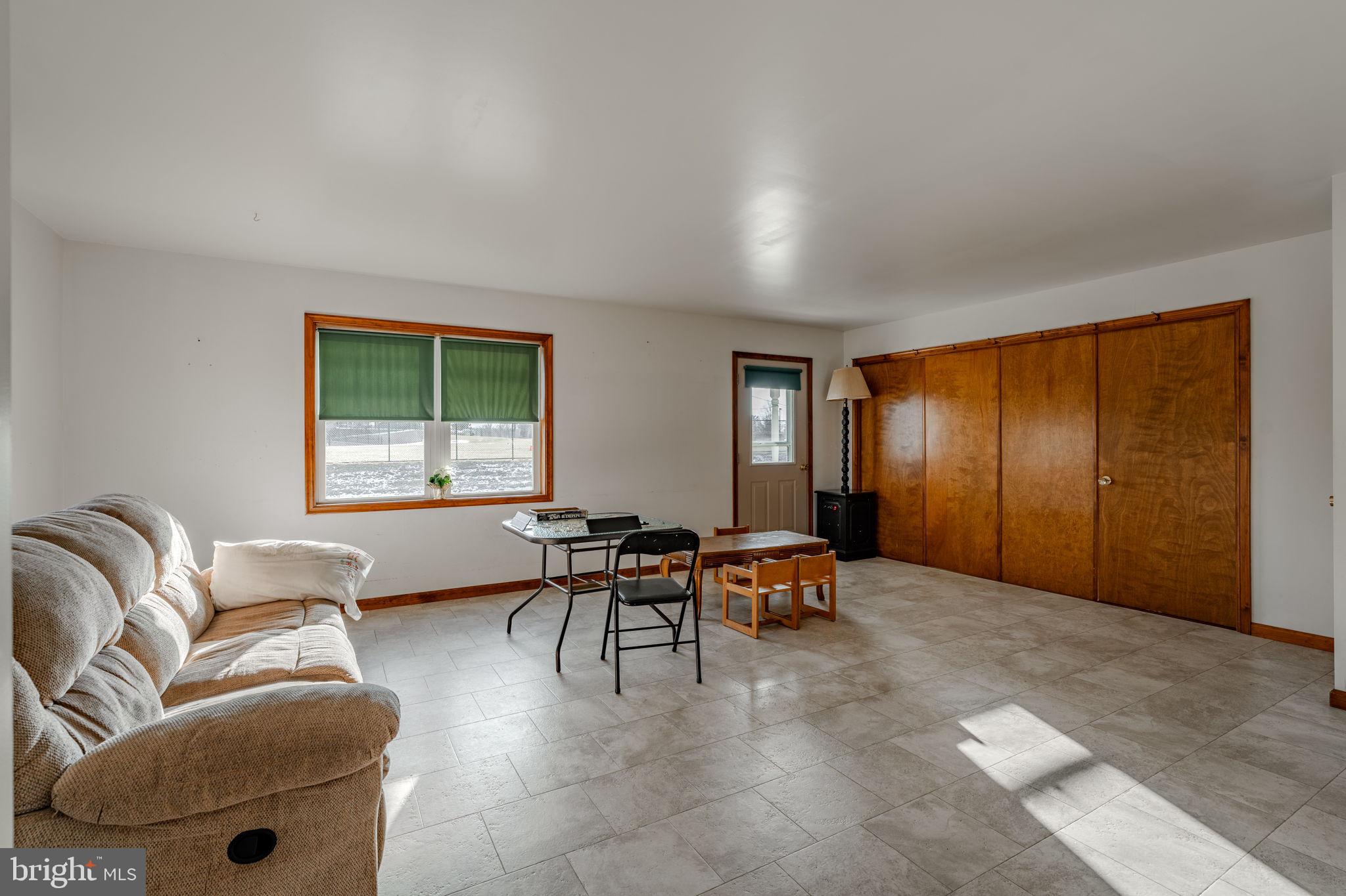 98 London Vale Road Gordonville, PA 17529 - Photo 10 of 72 Gallery Image 10