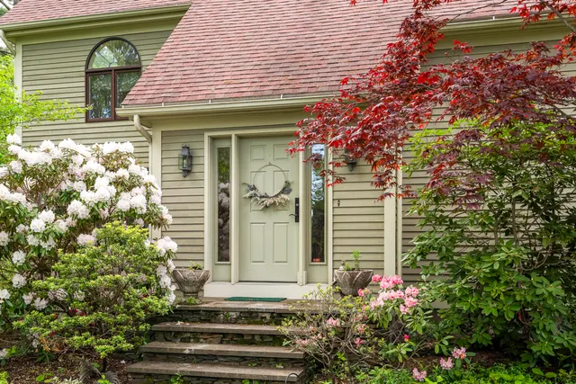 $2,195,000 | 298 Ocean Avenue, Kennebunkport, ME 04046