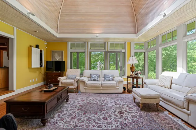 $2,195,000 | 298 Ocean Avenue, Kennebunkport, ME 04046