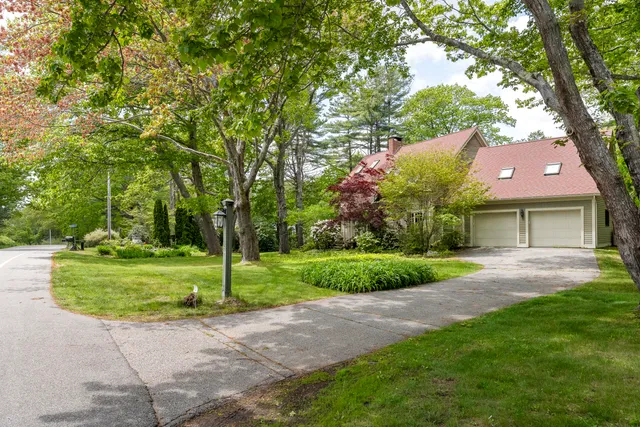 $2,195,000 | 298 Ocean Avenue, Kennebunkport, ME 04046