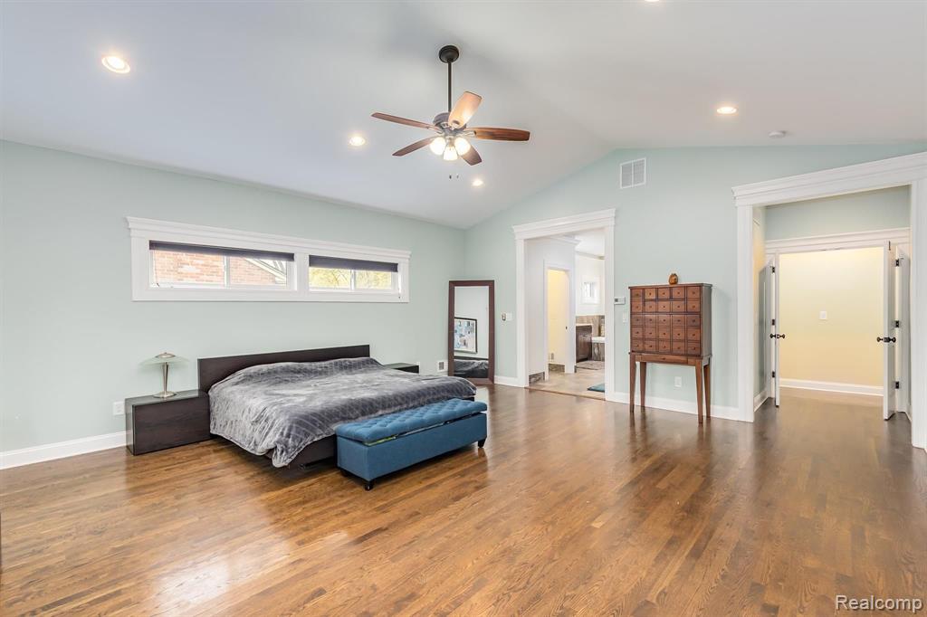 1823 Yorkshire Road Birmingham, MI 48009 - Photo 12 of 35 Gallery Image 12
