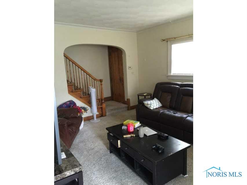 1768 Kensington Road Toledo, OH 43607 - Photo 2 of 18 Living Room.