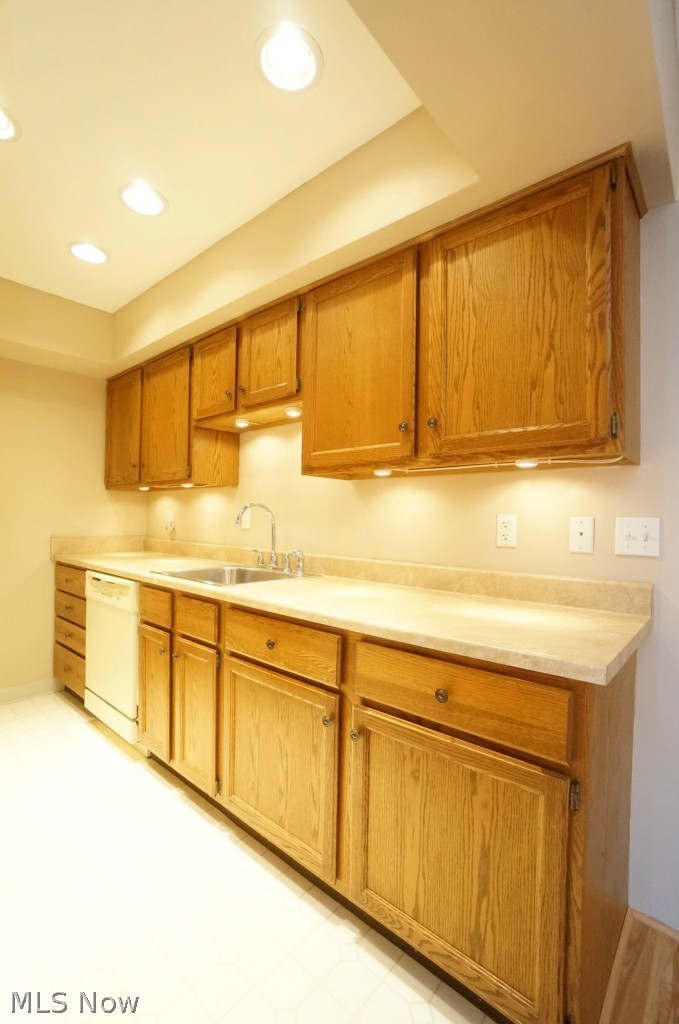 3237 Mayfield Road, Unit 2 Cleveland Heights, OH 44118 - Photo 10 of 25 Gallery Image 10