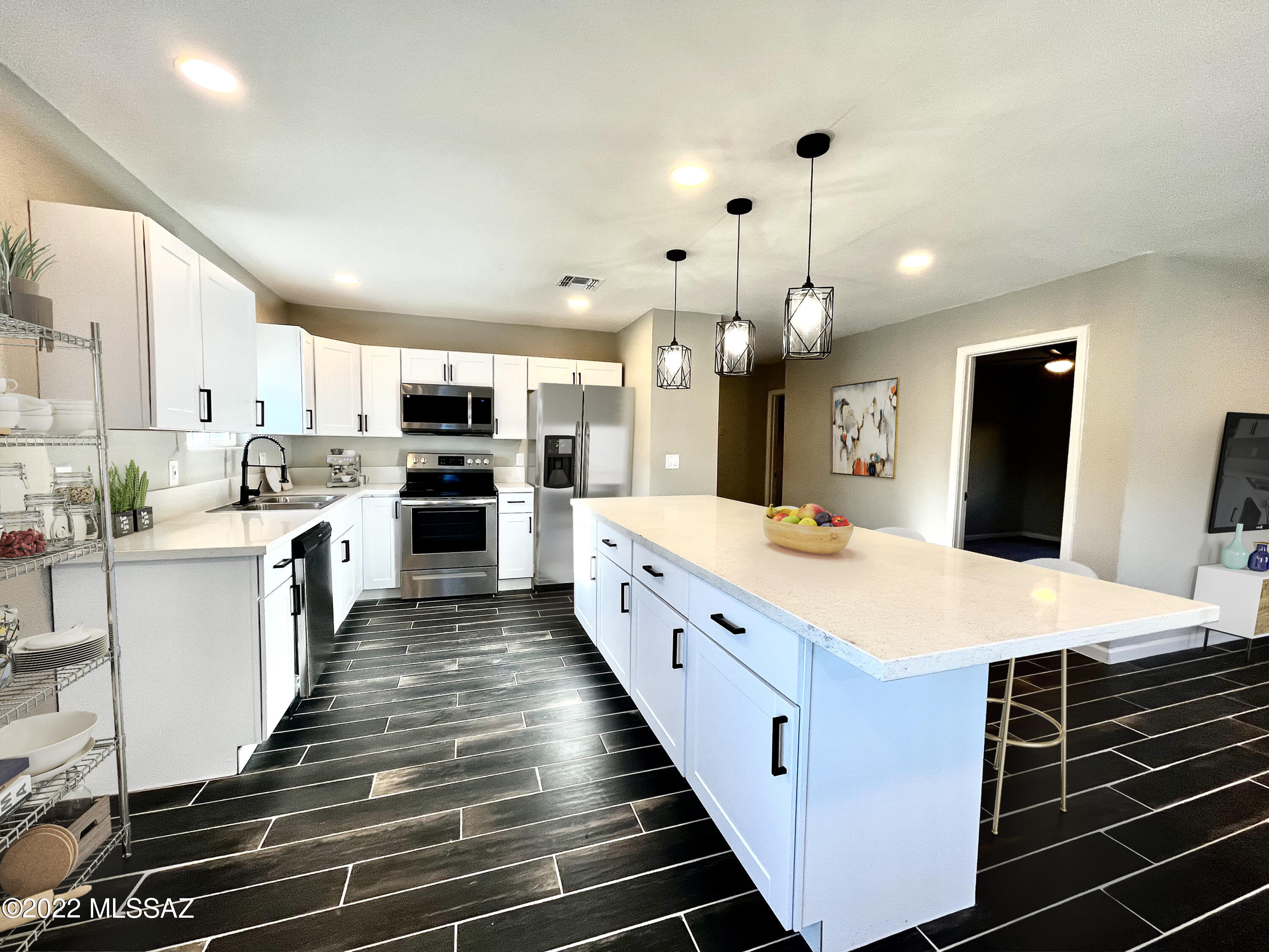 306 West 30th Street Tucson, AZ 85713 - Photo 4 of 50