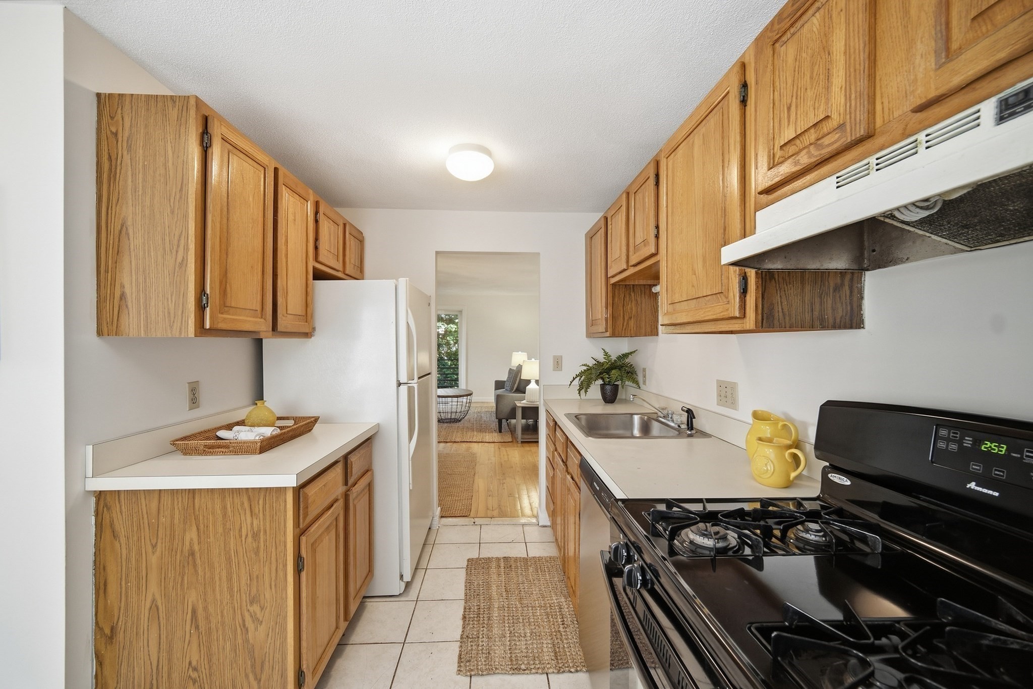 4 Oak Ridge Drive, Unit 1 Maynard, MA 01754 - Photo 11 of 27 Gallery Image 11