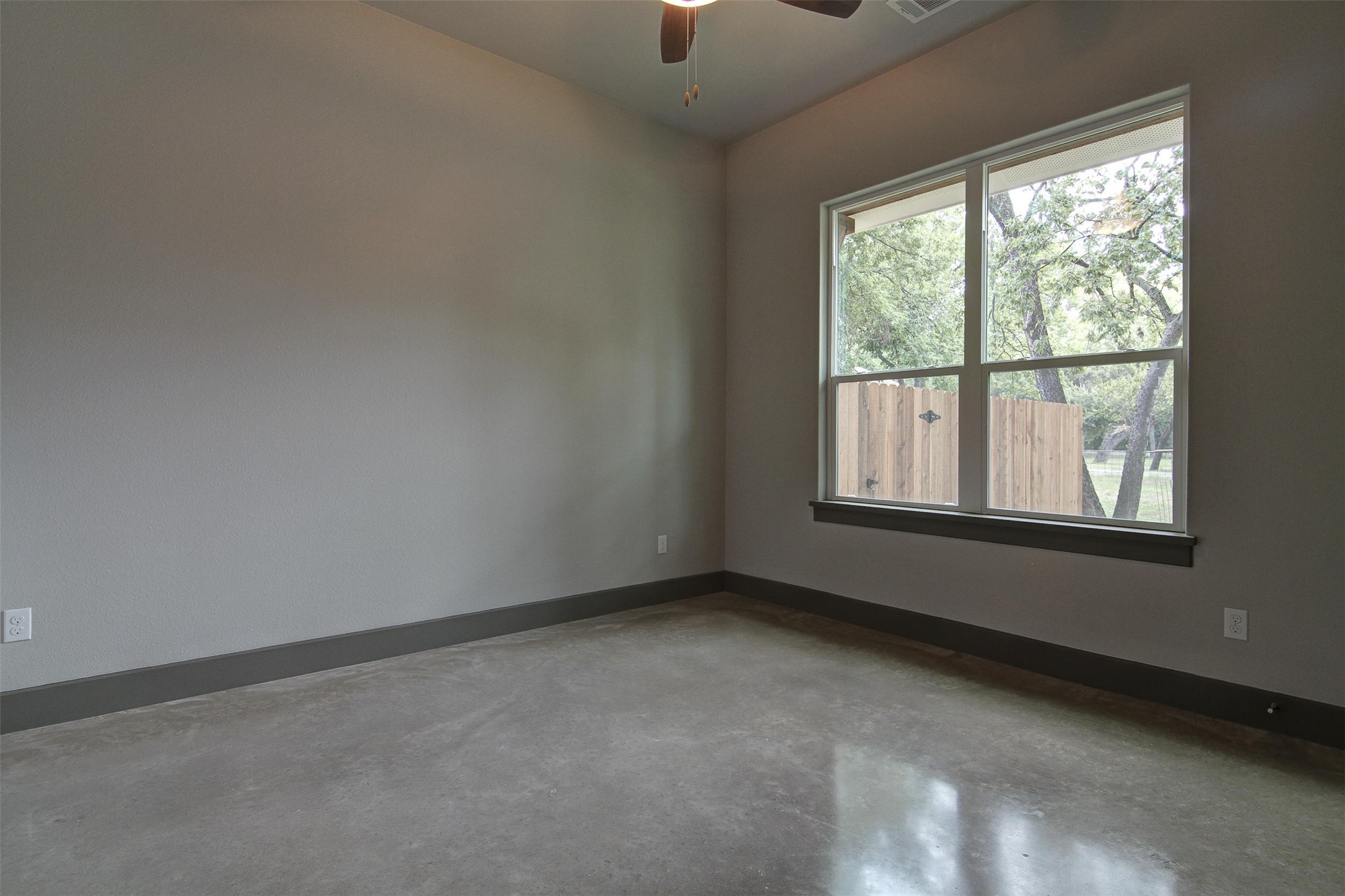 923 East 37th Street Austin, TX 78705 - Photo 17 of 36