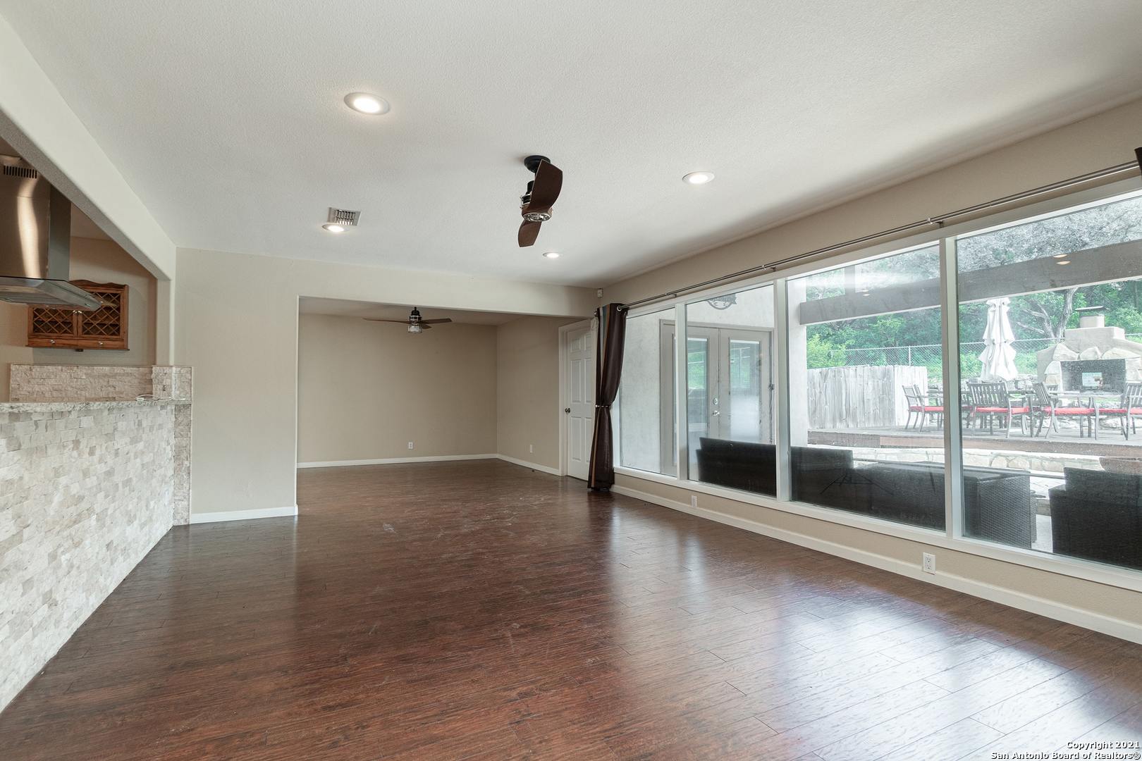 10211 Rafter O Trail Helotes, TX 78023 - Photo 3 of 15 Gallery Image 3