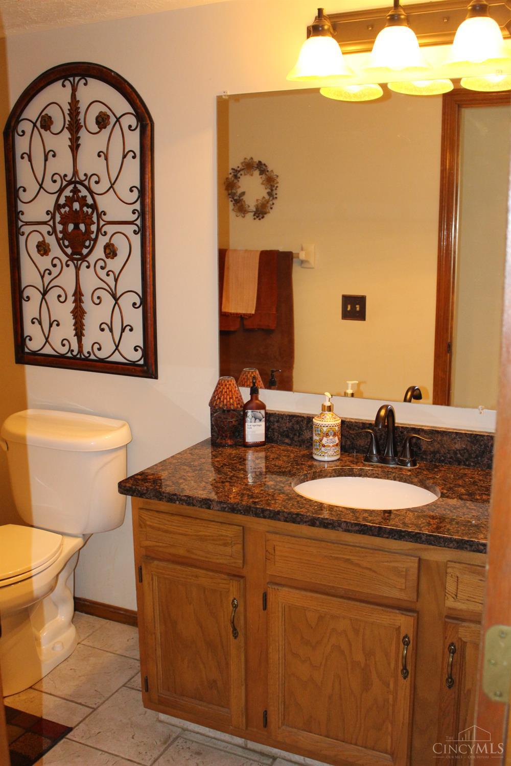 6529 Yankee Road Middletown, OH 45044 - Photo 27 of 56