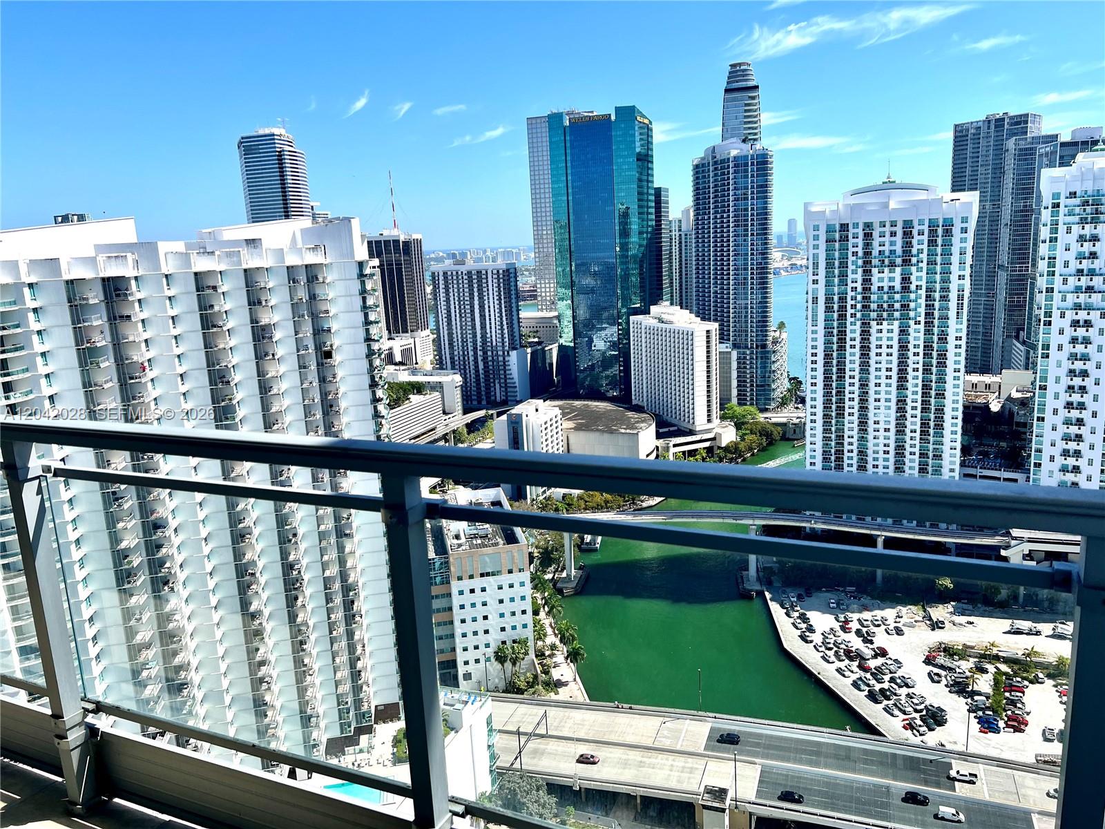 92 Southwest 3rd Street, Unit 4311 Miami, FL 33130 - Photo 3 of 54