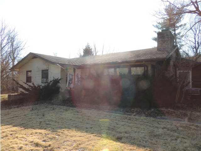 755 Fuquay Road Chandler, IN 47610 - Photo 3 of 6 Gallery Image 3
