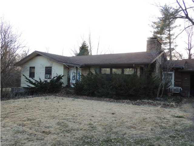 755 Fuquay Road Chandler, IN 47610 - Photo 5 of 6 Gallery Image 5