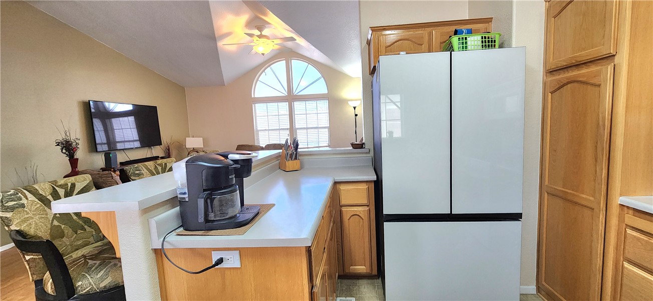 1545 East El Rodeo Road, Unit 18 Fort Mohave, AZ 86426 - Photo 12 of 74 Kitchen