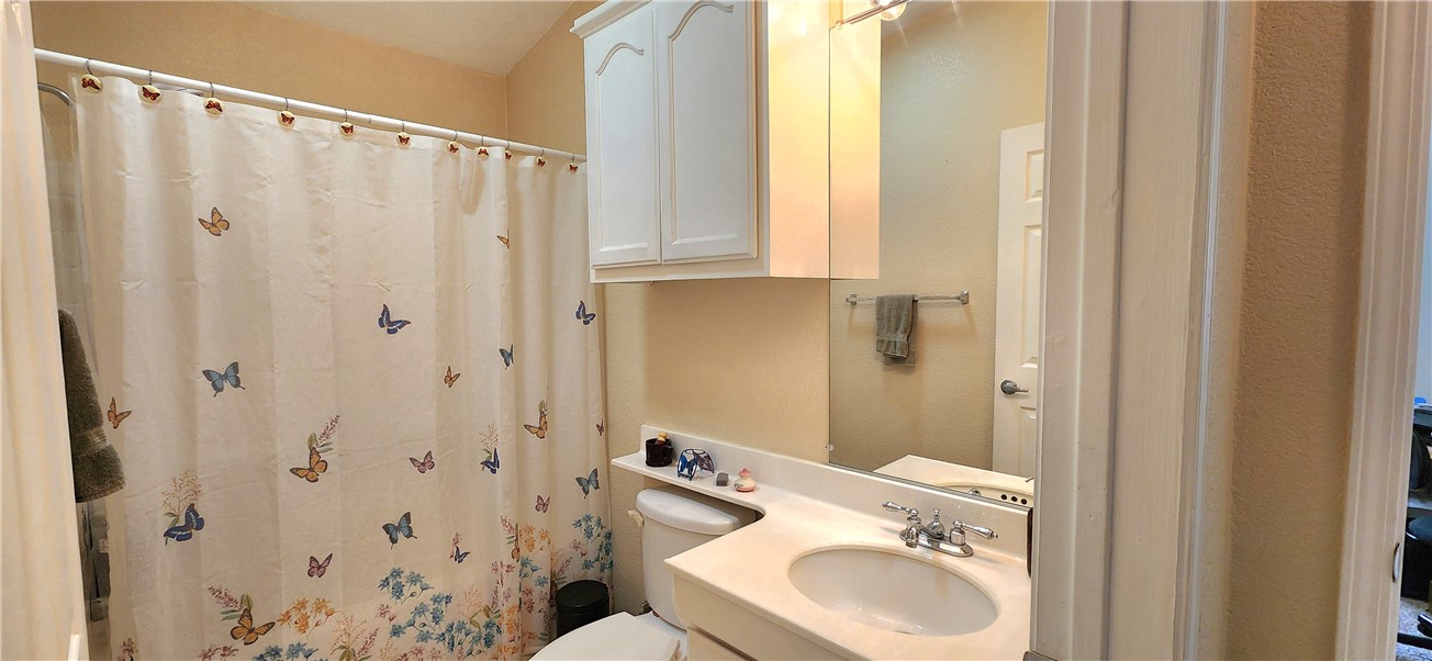 1545 East El Rodeo Road, Unit 18 Fort Mohave, AZ 86426 - Photo 33 of 74 Bathroom