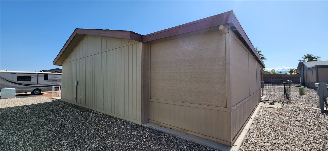 1545 East El Rodeo Road, Unit 18 Fort Mohave, AZ 86426 - Photo 39 of 74 Side of Structure
