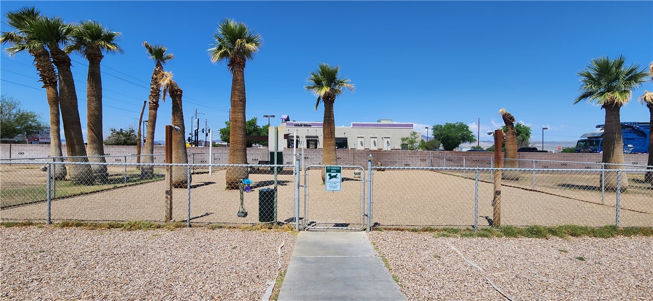 1545 East El Rodeo Road, Unit 18 Fort Mohave, AZ 86426 - Photo 49 of 74 Community
