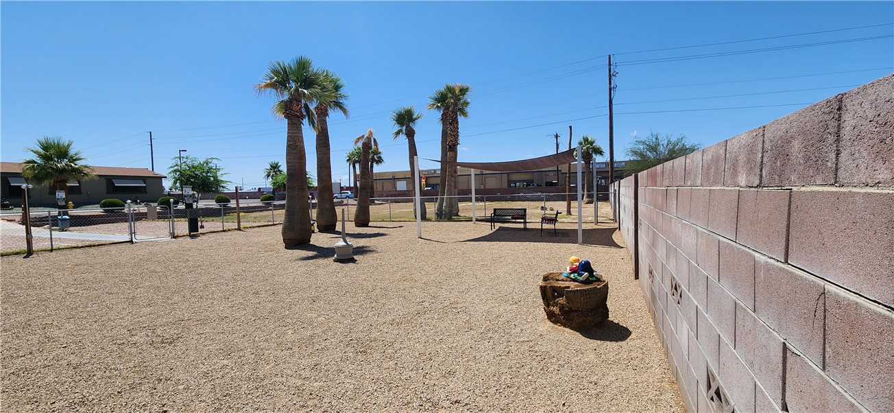 1545 East El Rodeo Road, Unit 18 Fort Mohave, AZ 86426 - Photo 50 of 74 Community