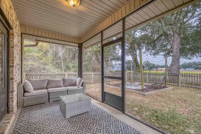 $499,000 | 5442 Southlake Drive, Pace, FL 32571